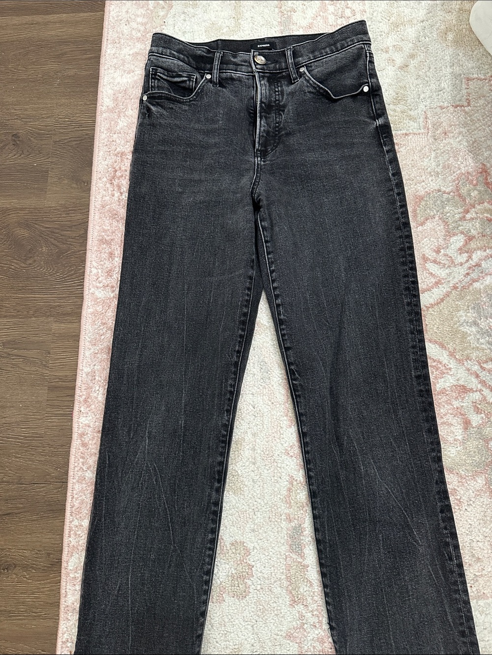 Express Straight-Leg Women's Jeans — Black Wash